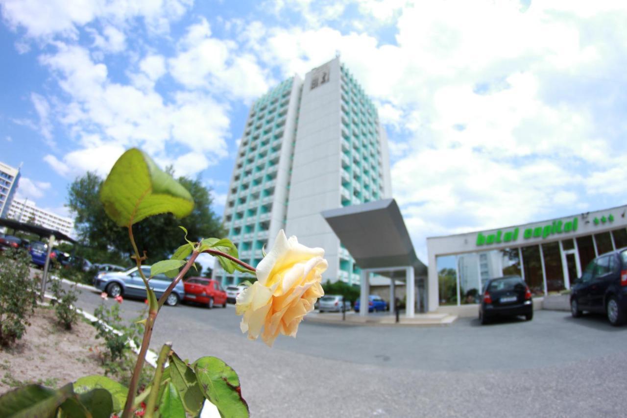 Hotel Capitol 朱庇特 外观 照片